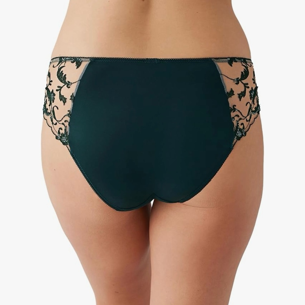 Wacoal Dramatic Interlude Bikini - image 3